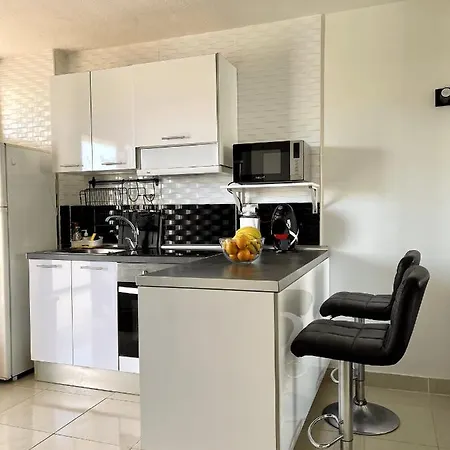 Exclusivo Apartamento En Playa De Las Americas Апартаменты *